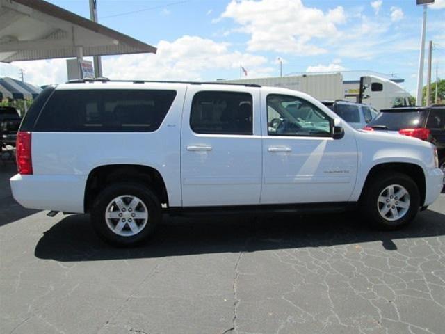 2013 GMC Yukon XL SLT