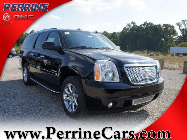 2014 GMC Yukon XL EX Sedan 4D