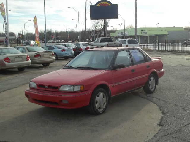 1991 Geo Prizm Luxury Hardtop 4dr