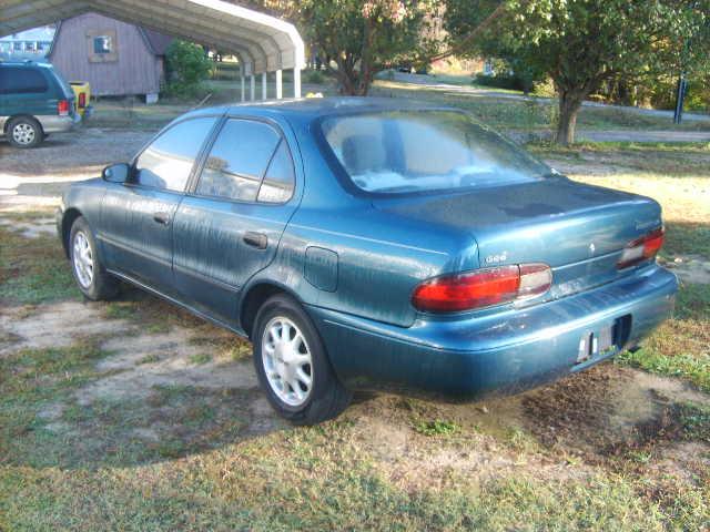 1994 Geo Prizm LS 460 Sedan 4D