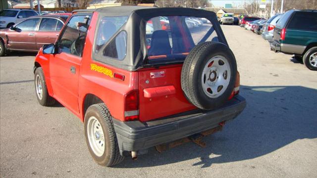 1993 Geo Tracker L Package