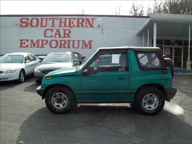 1994 Geo Tracker 2dr Cpe I4 CVT 2.5 S