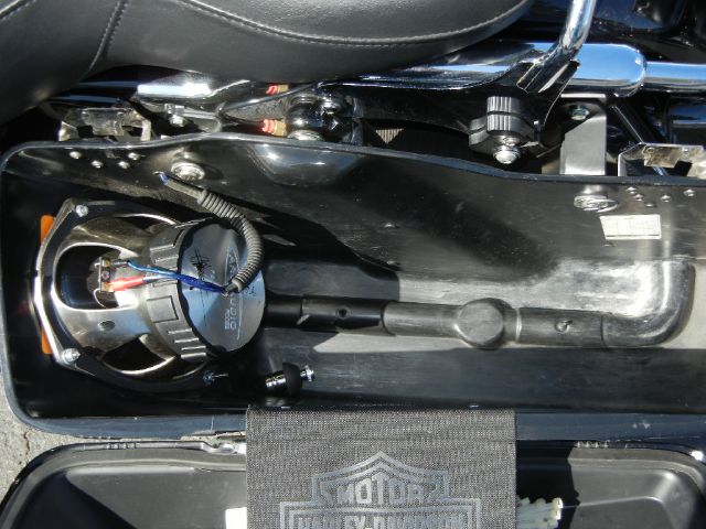 2006 Harley Davidson ROAD GLIDE AWD Denali CREW CAB