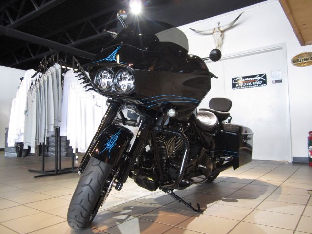 2012 Harley Davidson ROAD GLIDE 4dr Sdn Touring Signature RWD Sedan