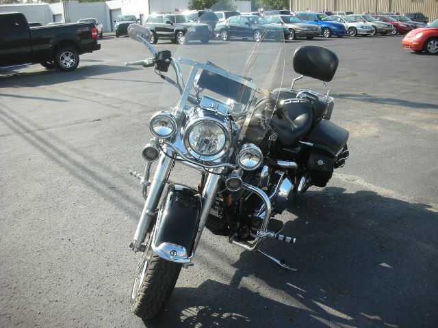 2005 Harley Davidson Road King Touring 4WD