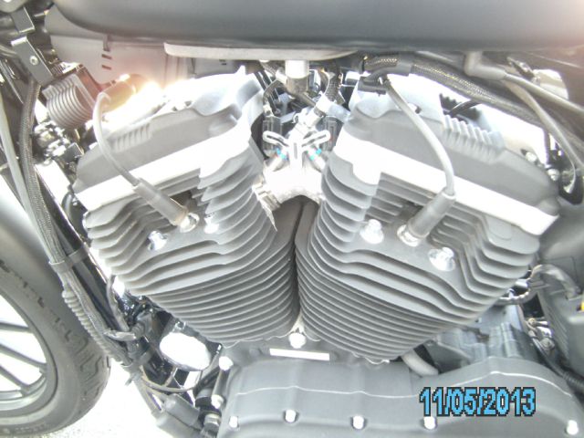 2010 Harley Davidson SPORSTER 883 2500 4x4 SLE