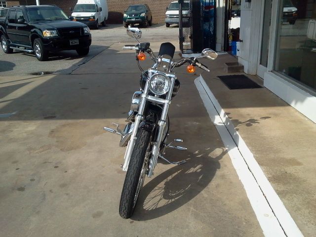 2007 Harley Davidson XL883C 4 Speed