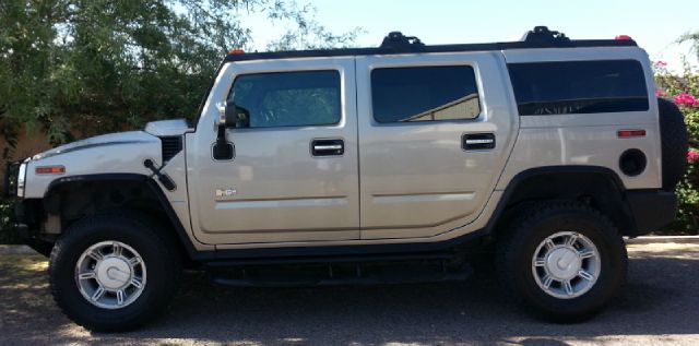 2004 Hummer H2 4dr Sdn 750li Xdrive AWD
