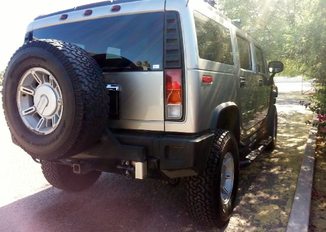 2004 Hummer H2 4dr Sdn 750li Xdrive AWD