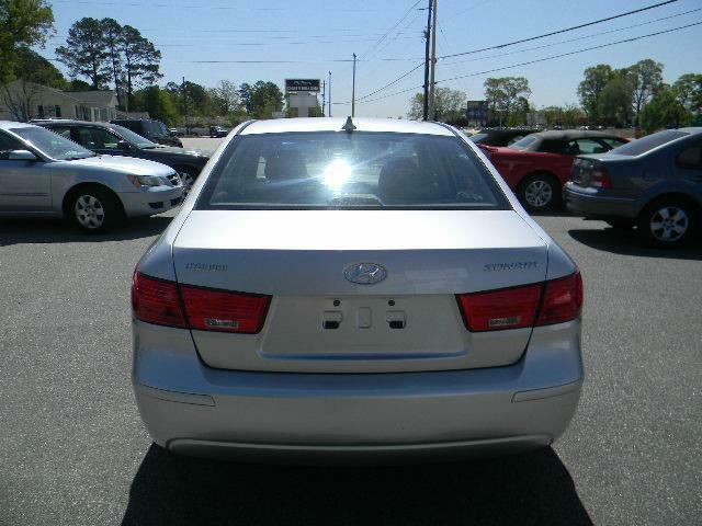 2009 Hyundai SONATA GLS Unknown