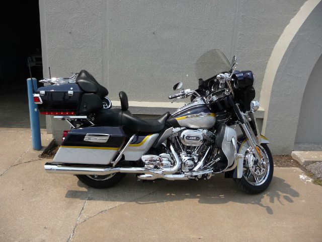 2012 Harley Davidson CVO Ultra Classic Unknown