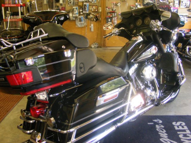 2007 Harley Davidson FLHTCUI TK