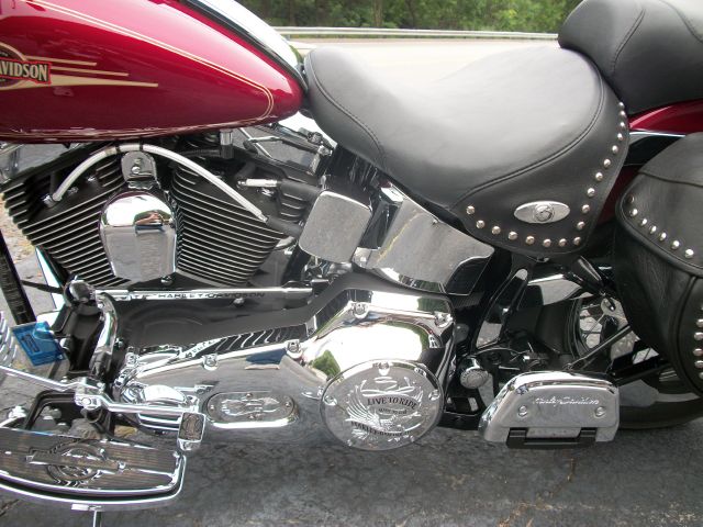 2005 Harley Davidson FLSTC Lariat/ 4 Wheel Drive