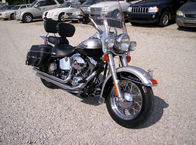 2003 Harley Davidson Heritage Classic SEL W/backup Camera