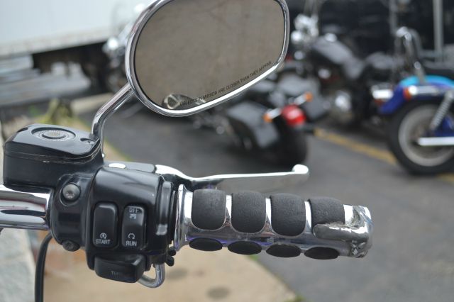 1999 Harley Davidson Softail Custom 5D SV FWD