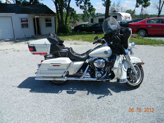 2003 Harley Davidson ULTRA CLASSIC AUTO LX - ONE Owner