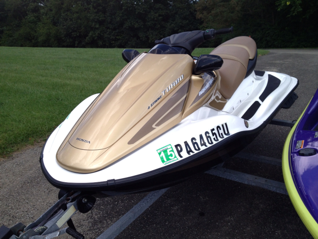 2005 Honda ARX1200T3 325i Premium Package Sedan