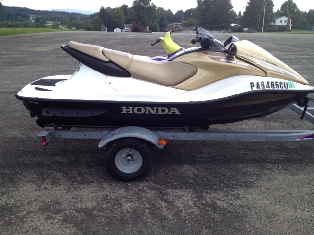 2005 Honda ARX1200T3 325i Premium Package Sedan