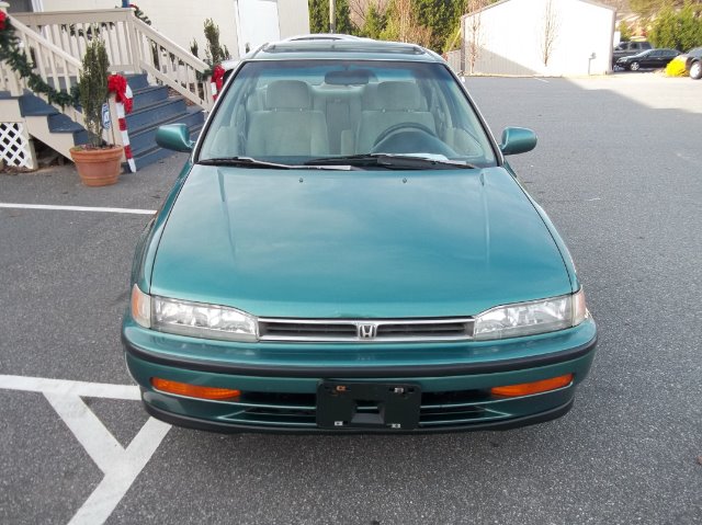 1992 Honda Accord ZQ8 LS