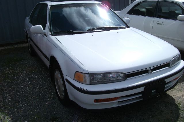 1992 Honda Accord ZQ8 LS