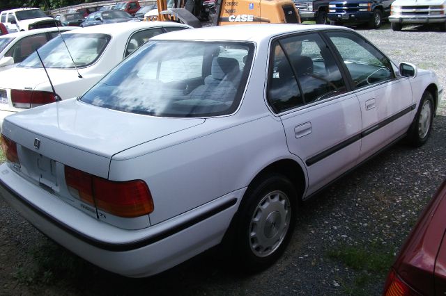 1992 Honda Accord ZQ8 LS