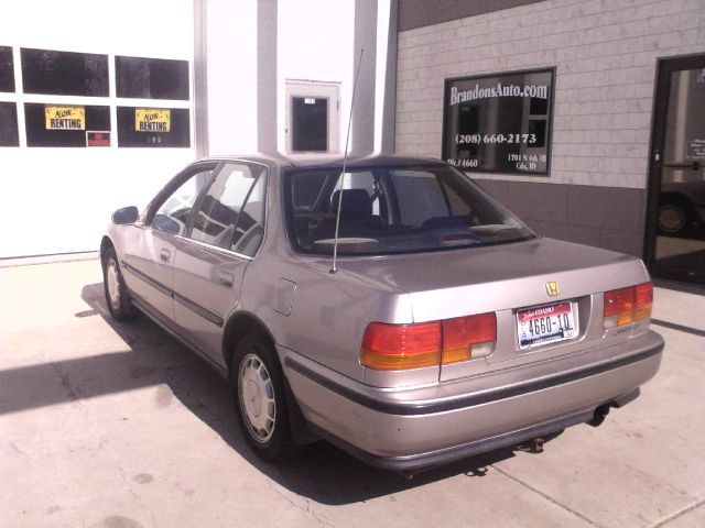 1992 Honda Accord ZQ8 LS
