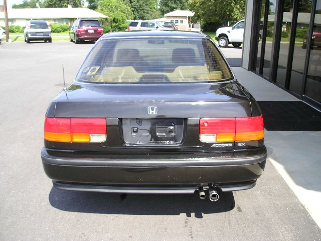 1992 Honda Accord ZQ8 LS