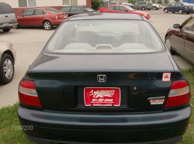 1994 Honda Accord ZQ8 LS