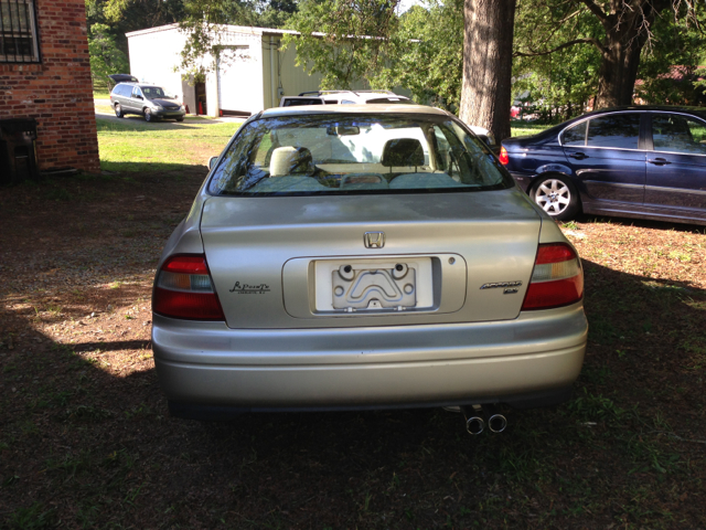 1995 Honda Accord 4DR SE