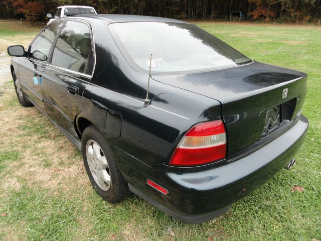 1995 Honda Accord 2dr Supercab 126 WB Sport