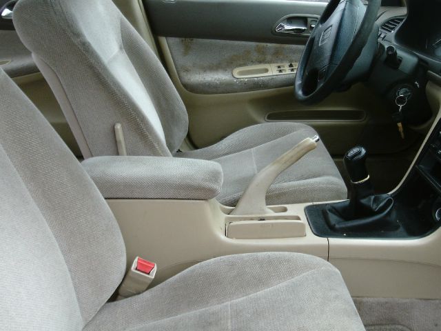 1995 Honda Accord ZQ8 LS