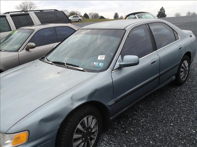 1995 Honda Accord 2dr Supercab 126 WB Sport