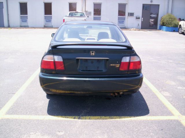 1996 Honda Accord ZQ8 LS