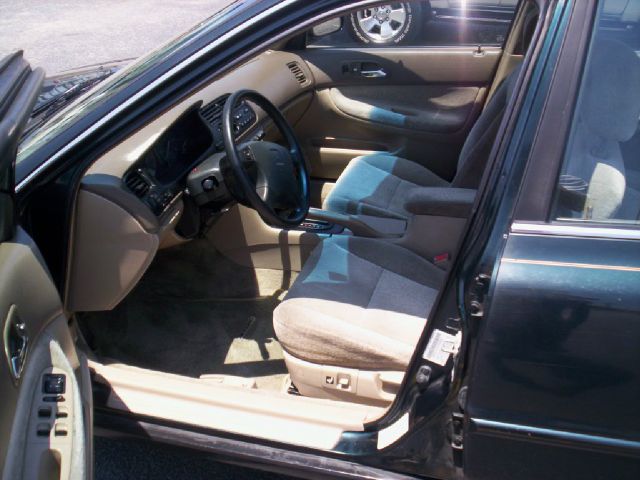 1996 Honda Accord ZQ8 LS