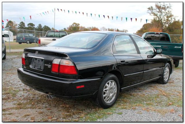 1996 Honda Accord 2dr Supercab 126 WB Sport
