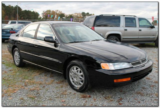 1996 Honda Accord 2dr Supercab 126 WB Sport