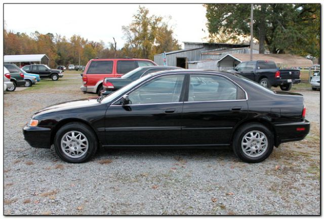 1996 Honda Accord 2dr Supercab 126 WB Sport