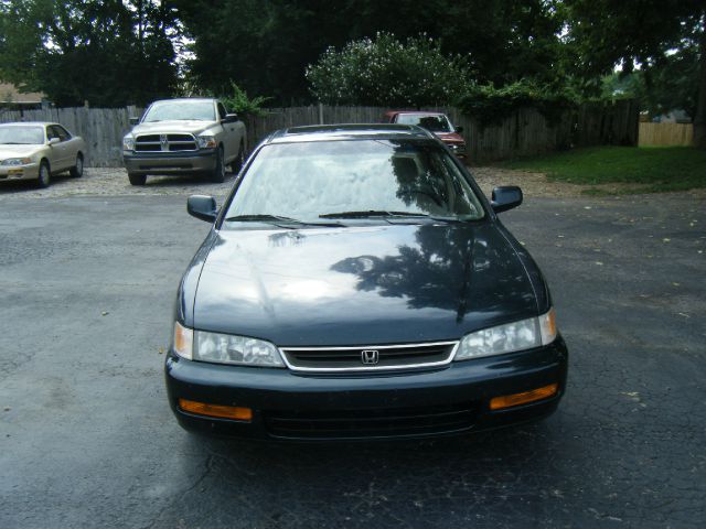 1996 Honda Accord ZQ8 LS