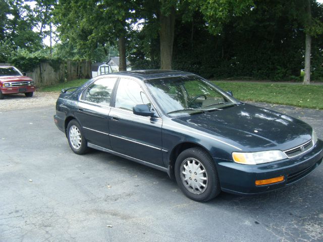 1996 Honda Accord ZQ8 LS