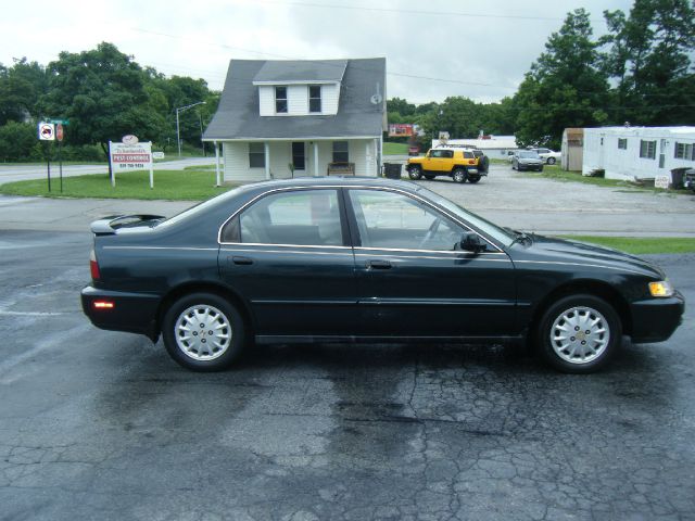 1996 Honda Accord ZQ8 LS