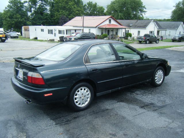 1996 Honda Accord ZQ8 LS