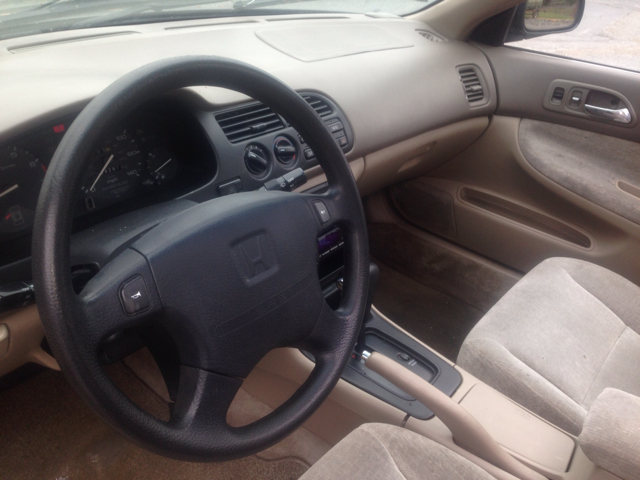 1996 Honda Accord ZQ8 LS