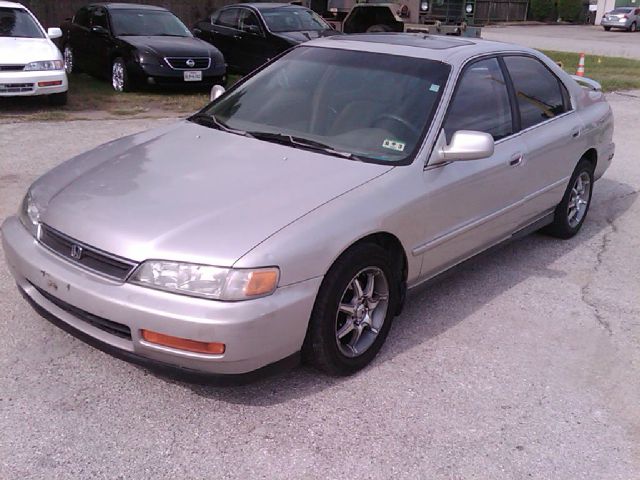 1997 Honda Accord ZQ8 LS