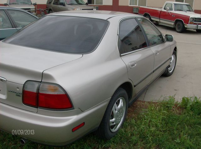 1997 Honda Accord 2dr Supercab 126 WB Sport