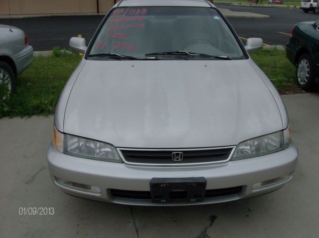 1997 Honda Accord 2dr Supercab 126 WB Sport