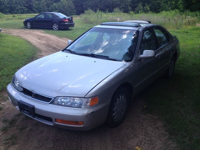 1997 Honda Accord ZQ8 LS