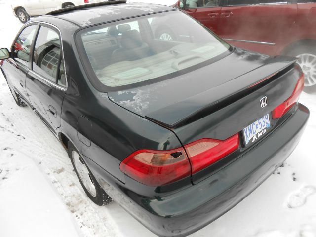 1998 Honda Accord ZQ8 LS