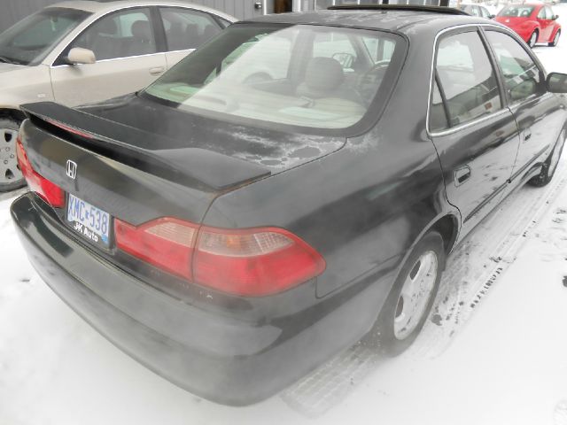 1998 Honda Accord ZQ8 LS