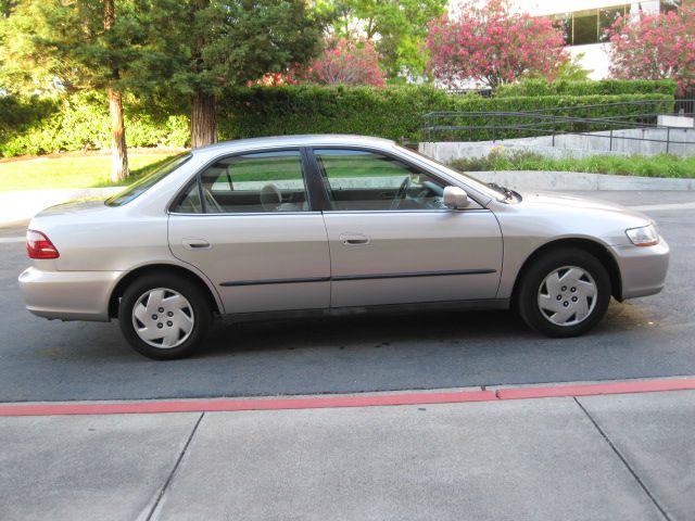1998 Honda Accord T6 AWD 7-passenger Leather Moonroof