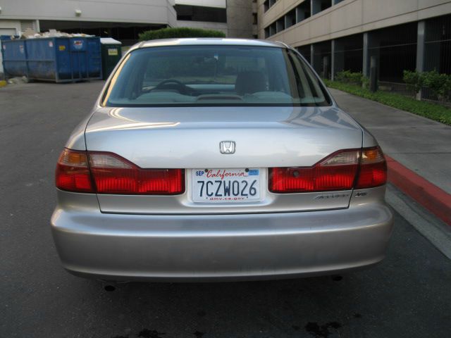 1998 Honda Accord T6 AWD 7-passenger Leather Moonroof